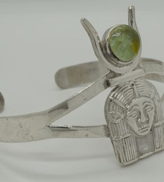 Hathor bracelet silver