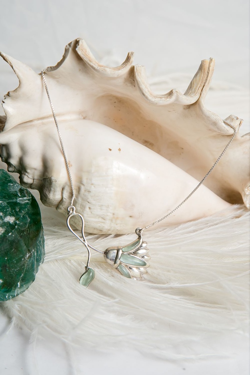 lotus-andara necklace, silver